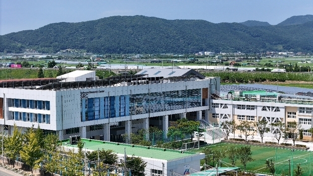 부산SW마이스터고 졸업생, 전공 취업률 93.3%…"개교 이래 최고"