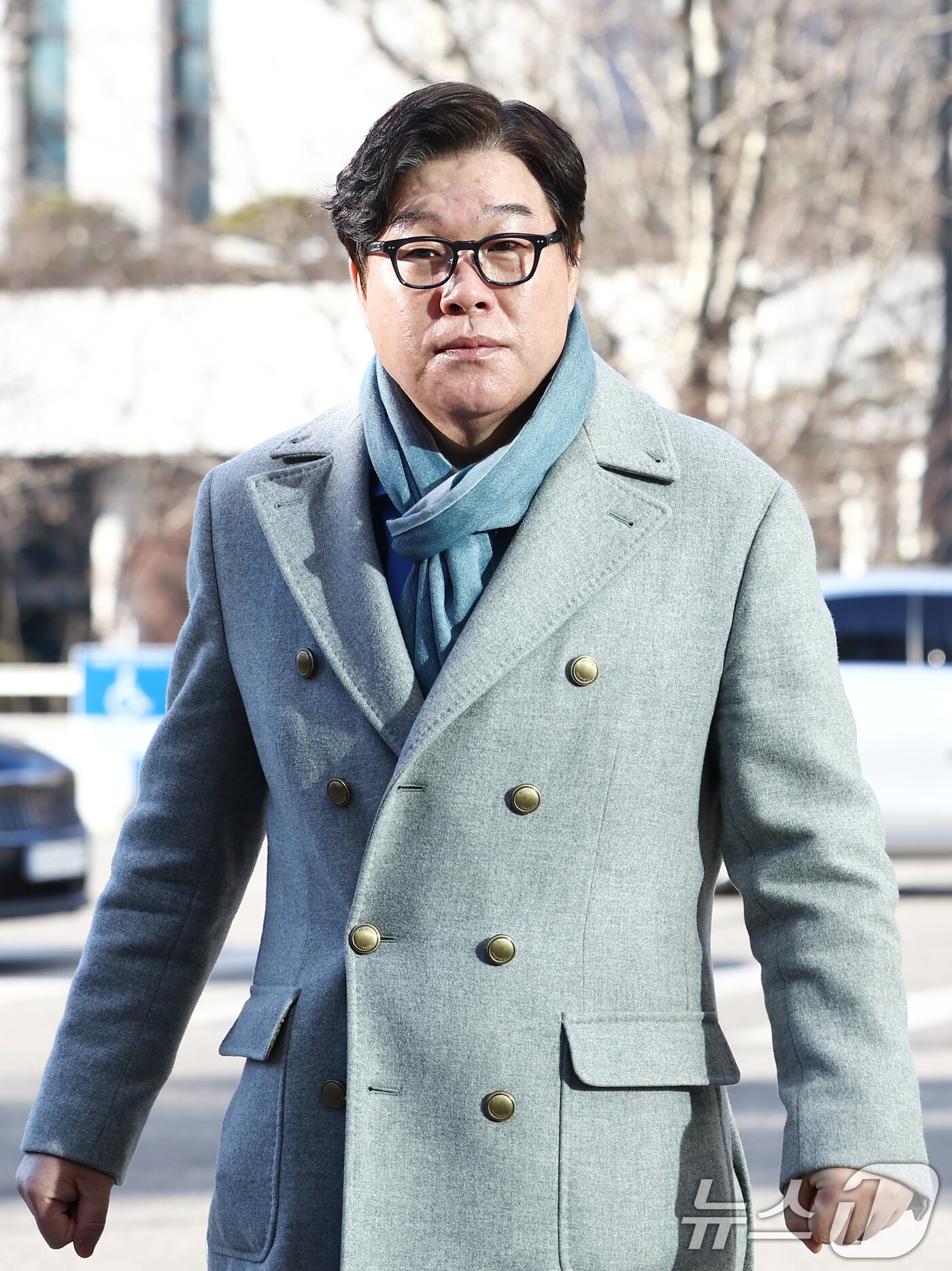 본문 이미지 - 김성태 쌍방울 전 회장이 8일 오전 쌍방울 대북송금 수사 과정에서 불거진 진술 회유 의혹 관련 조사를 받기 위해 서울 서초구 서울고등검찰청으로 출석하고 있다. 2026.1.8/뉴스1 ⓒ News1 김민지 기자