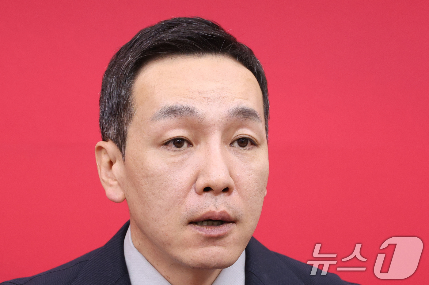 (서울=뉴스1) 신웅수 기자 = 김민수 국민의힘 최고위원이 8일 서울 여의도 국회에서 열린 최고위원회의에서 발언하고 있다. 2026.1.8/뉴스1