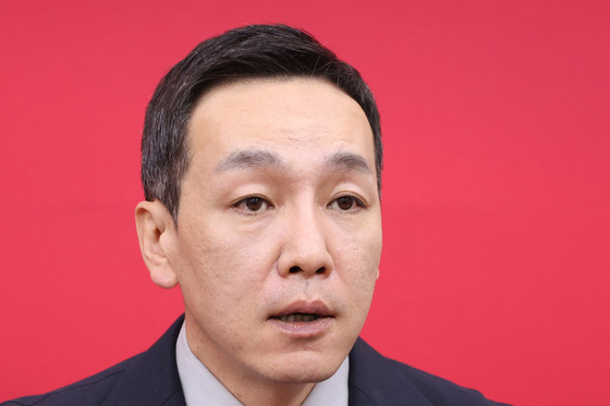 김민수 "尹어게인으로 지선 못이겨"…소장파 김용태 "속마음 말해"