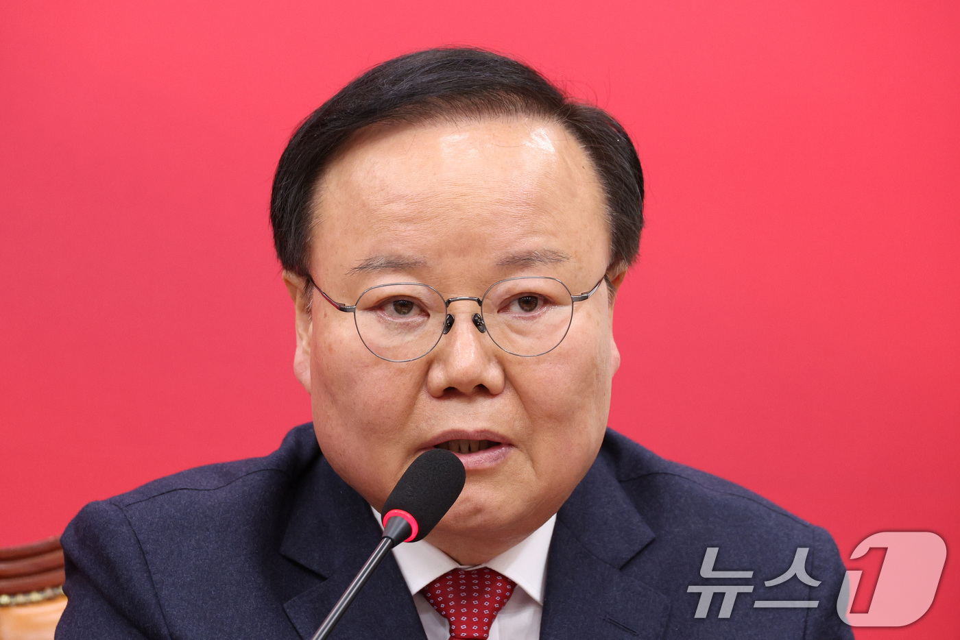 (서울=뉴스1) 신웅수 기자 = 김재원 국민의힘 최고위원이 8일 서울 여의도 국회에서 열린 최고위원회의에서 발언하고 있다. 2026.1.8/뉴스1