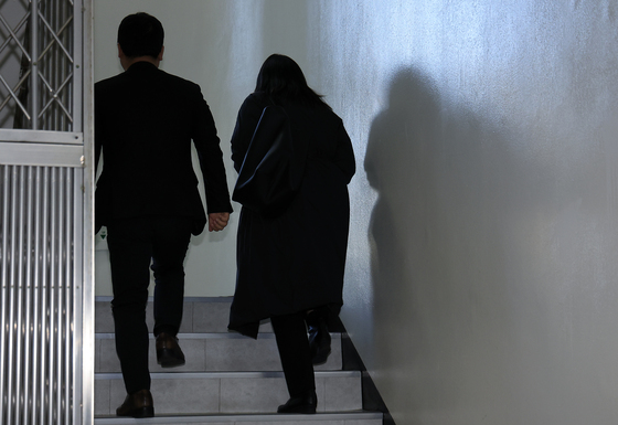 임종성 전 의원 변호인, 경찰 포렌식 작업 참석