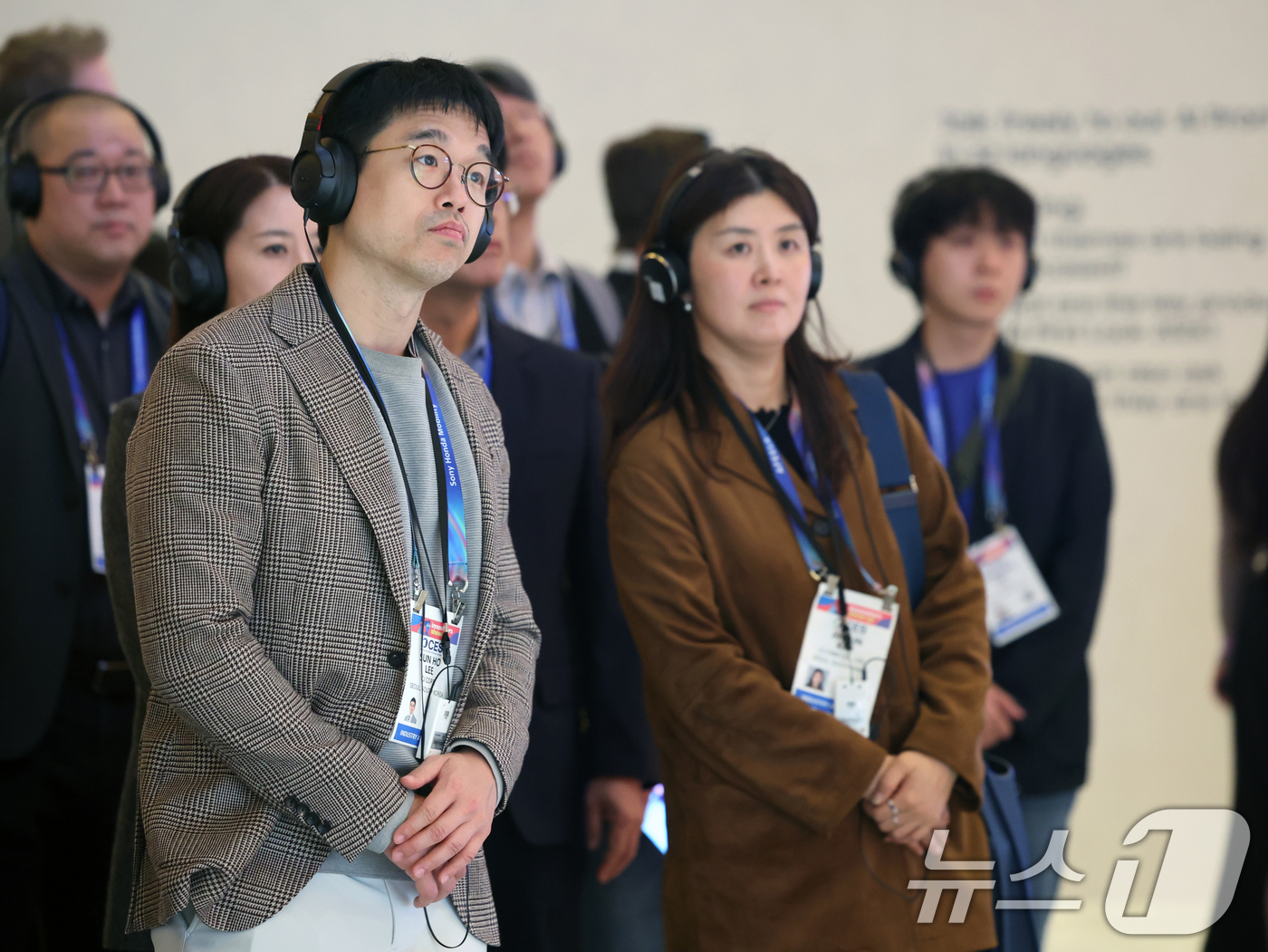 (라스베이거스=뉴스1) 황기선 기자 = 이선호 CJ그룹 미래기획그룹장이 7일(현지시간) 미국 네바다주 라스베이거스 윈호텔에 마련된 ' CES 2026 삼성전자 단독 전시장'에서 …