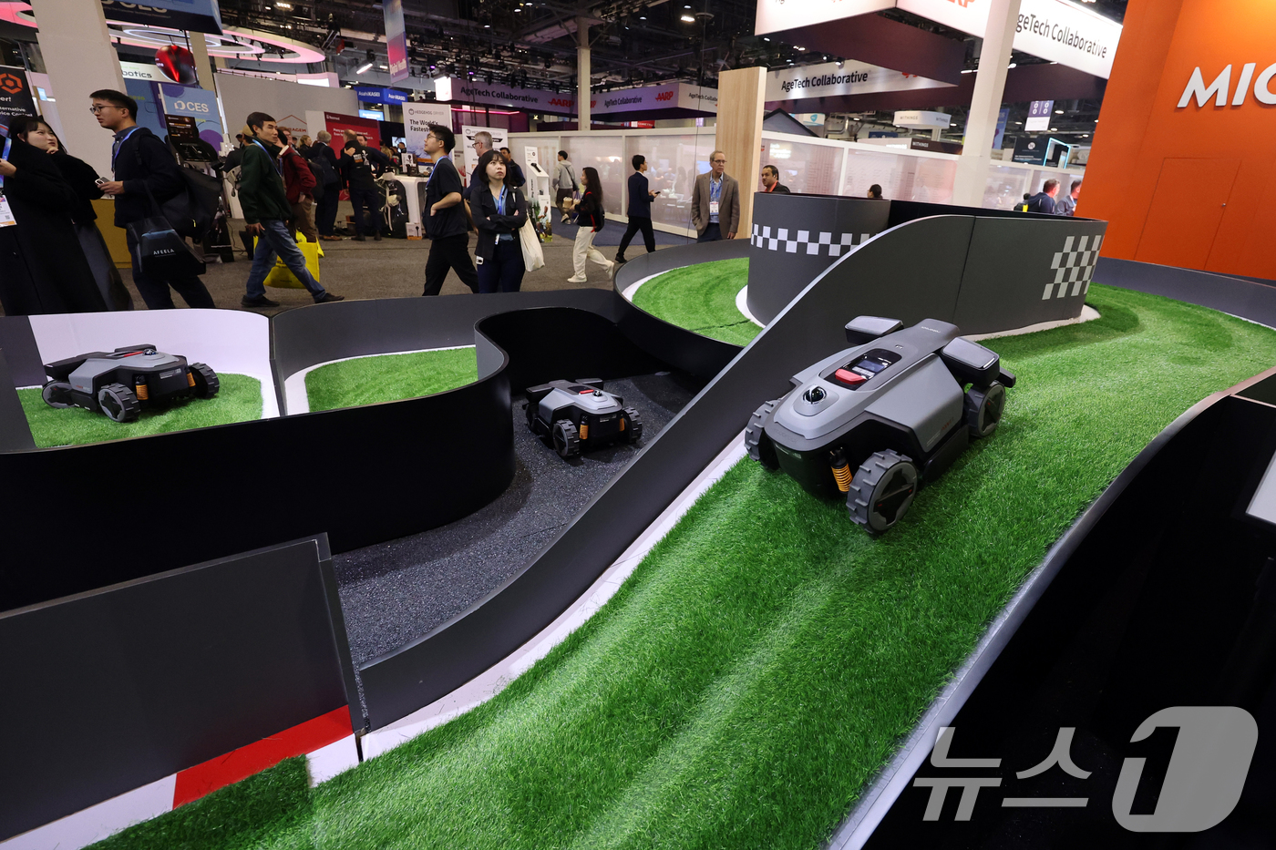 (라스베이거스=뉴스1) 황기선 기자 = 세계 최대 IT(정보기술)·가전 전시회 'CES 2026' 개막 이틀차인 7일(현지시간) 미국 네바다주 라스베이거스 베네치안엑스포 유레카관에 …