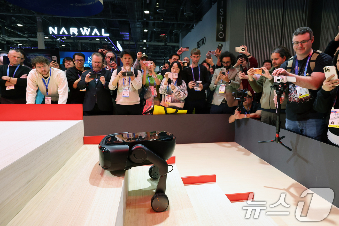 (라스베이거스=뉴스1) 황기선 기자 = 세계 최대 IT(정보기술)·가전 전시회 'CES 2026' 개막 이틀차인 7일(현지시간) 미국 네바다주 라스베이거스 베네치안엑스포 유레카관에 …