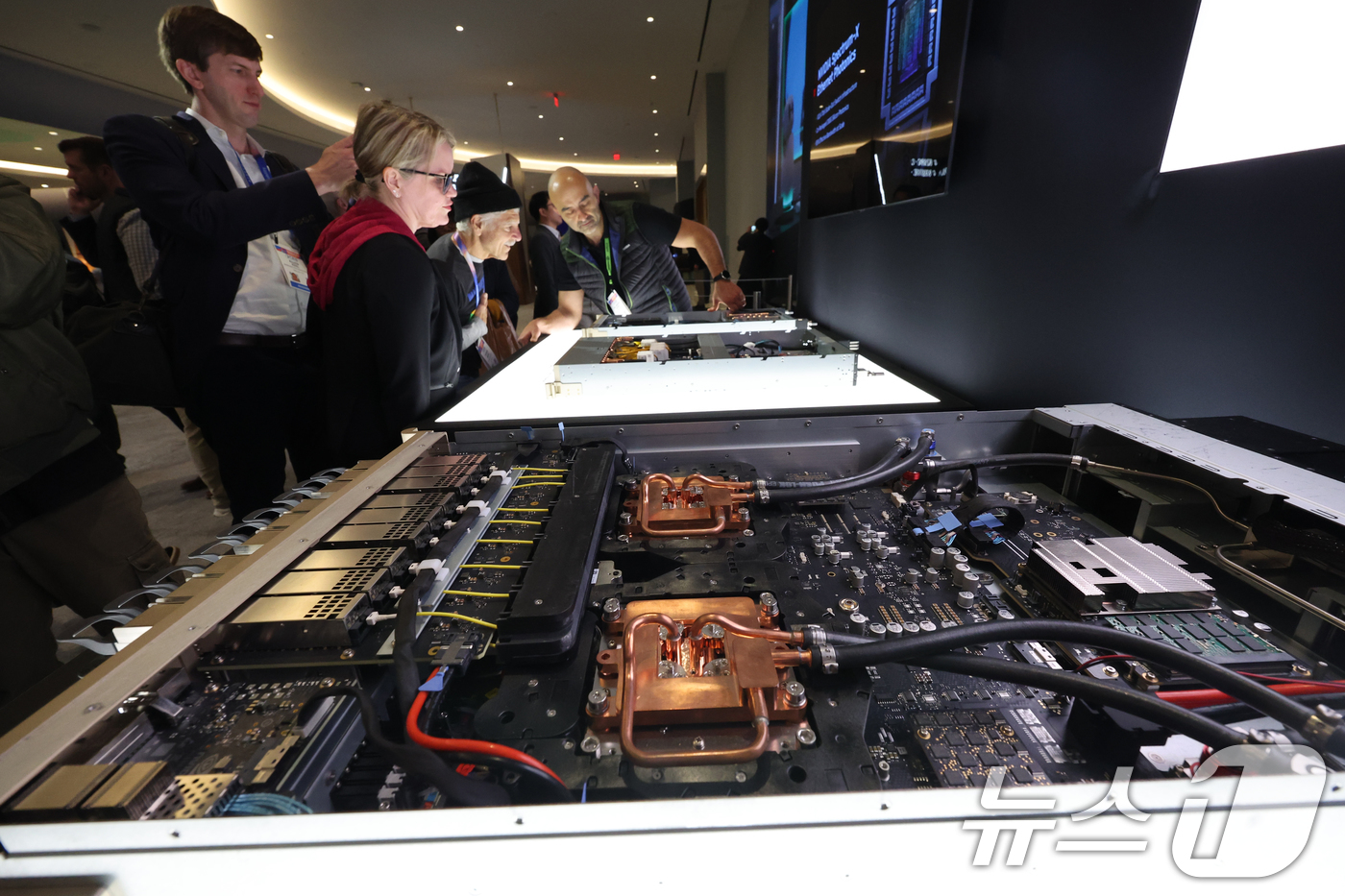 (라스베이거스=뉴스1) 황기선 기자 = 세계 최대 IT(정보기술)·가전 전시회 'CES 2026' 개막 이틀차인 7일(현지시간) 미국 네바다주 라스베이거스 퐁텐블로 호텔에 마련된 …