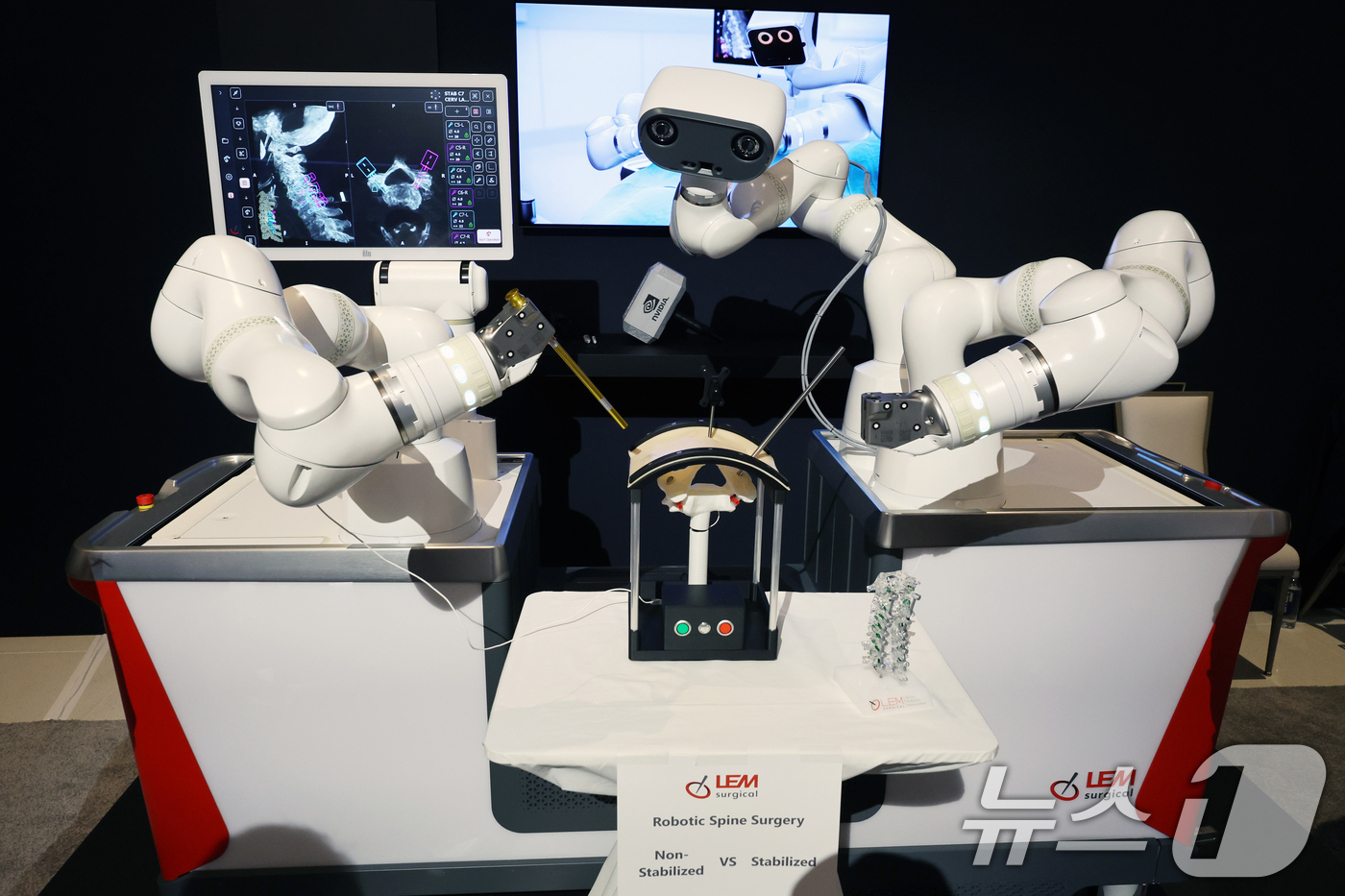 (라스베이거스=뉴스1) 황기선 기자 = 세계 최대 IT(정보기술)·가전 전시회 'CES 2026' 개막 이틀차인 7일(현지시간) 미국 네바다주 라스베이거스 퐁텐블로 호텔에 마련된 …