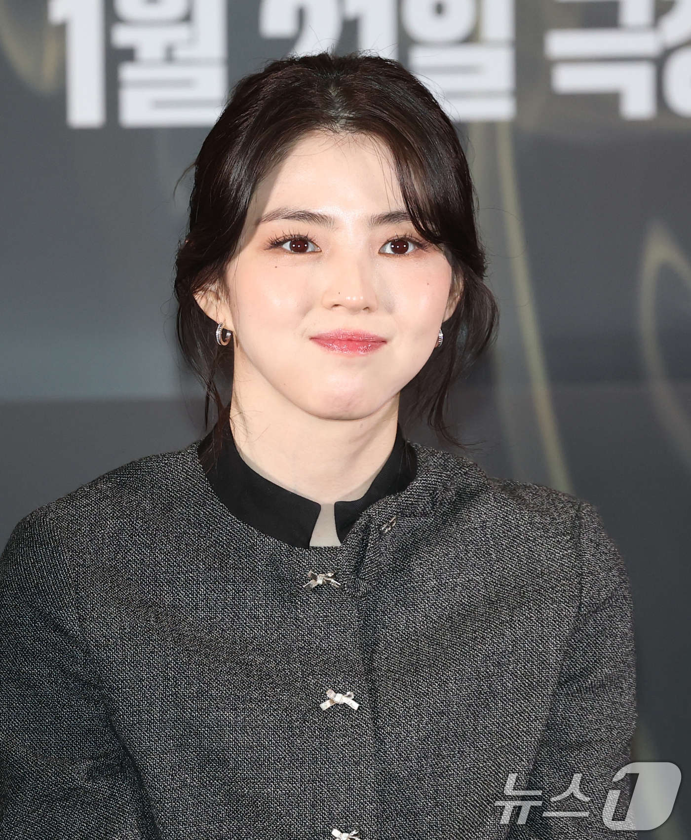 (서울=뉴스1) 권현진 기자 = 배우 한소희가 8일 서울 송파구 롯데시네마 월드타워점에서 열린 영화 '프로젝트 Y'(감독 이환) 언론시사회에 참석해 매력을 발산하고 있다.'프로젝트 …