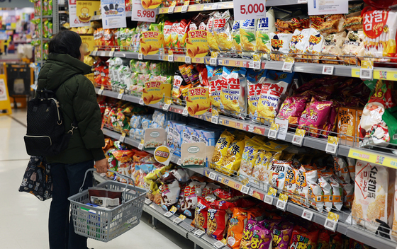 대형마트 새벽배송 규제 완화 급물살…택배업계 "물량 증가 예상"