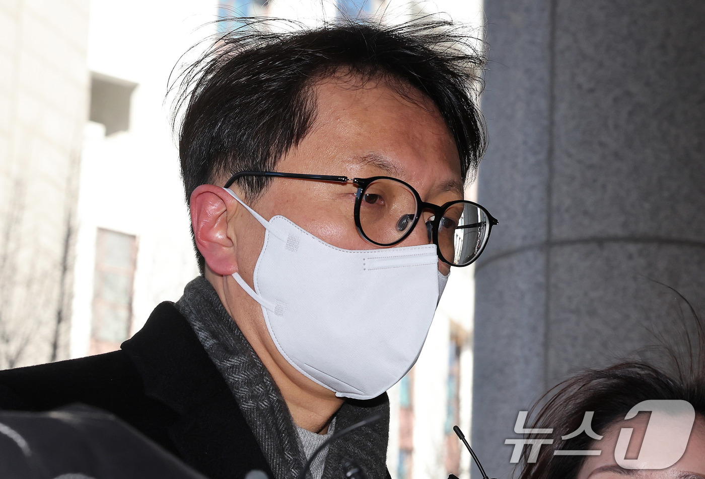 (서울=뉴스1) 박지혜 기자 = 박대준 전 쿠팡 대표가 8일 오후 서울 마포구 서울경찰청 공공범죄수사대에 참고인 조사를 받기 위해 출석하고 있다.이날 경찰은 김병기 더불어민주당 전 …