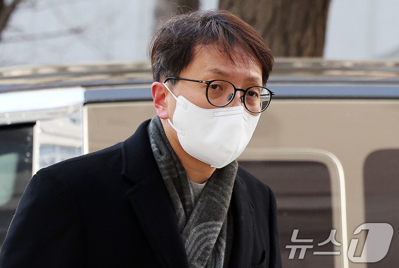 본문 이미지 - 박대준 전 쿠팡 대표가 8일 오후 서울 마포구 서울경찰청 공공범죄수사대에 참고인 조사를 받기 위해 출석하고 있다.  2026.1.8/뉴스1 ⓒ News1 박지혜 기자