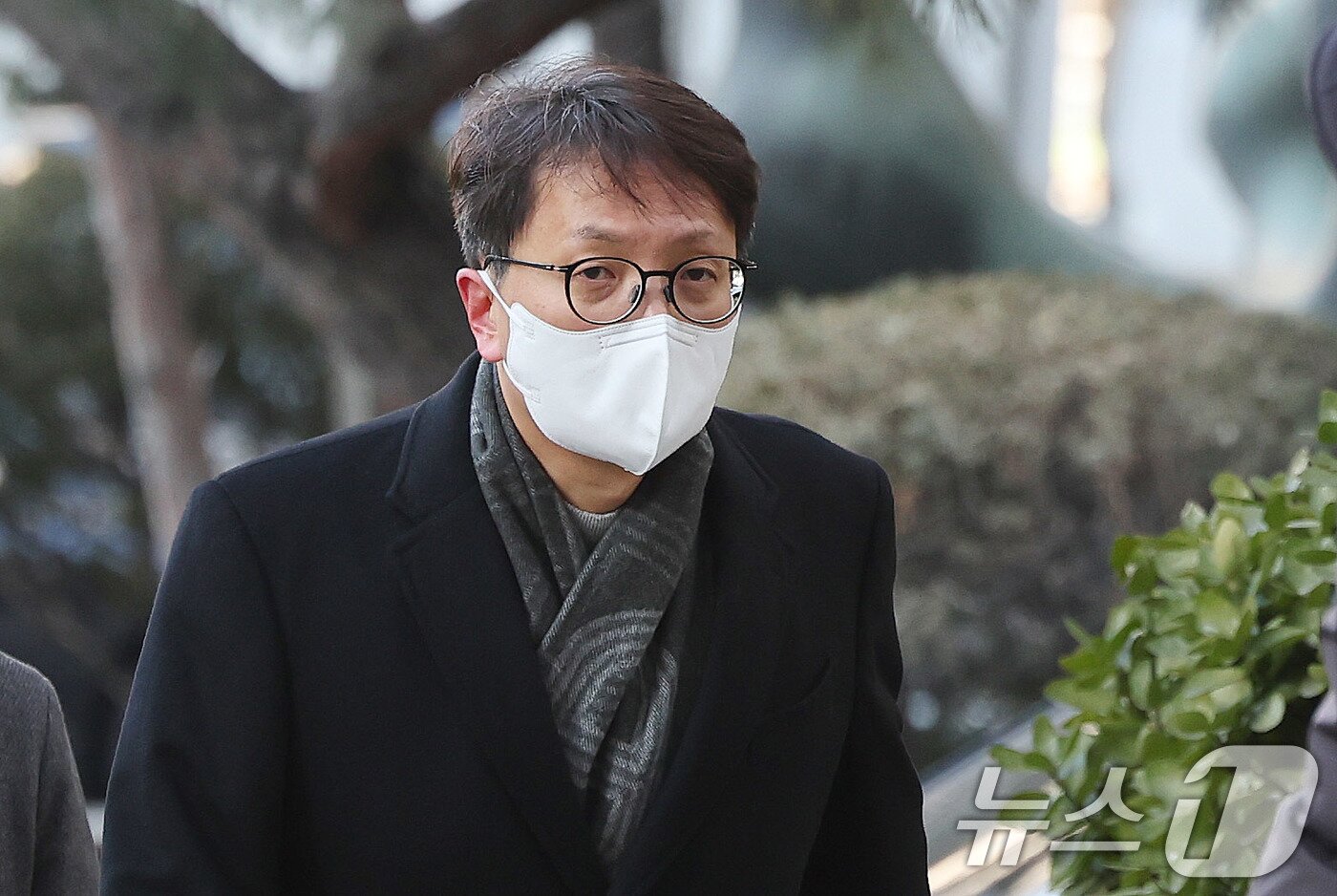 본문 이미지 - 박대준 전 쿠팡 대표가 8일 오후 서울 마포구 서울경찰청 공공범죄수사대에 참고인 조사를 받기 위해 출석하고 있다.  2026.1.8/뉴스1 ⓒ News1 박지혜 기자