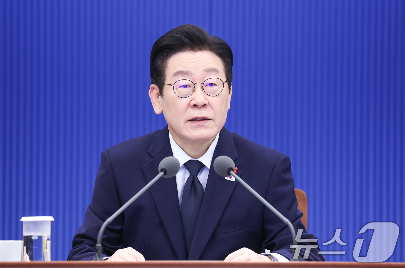 (서울=뉴스1) 이재명 기자 = 이재명 대통령이 8일 청와대에서 열린 수석보좌관회의에서 발언하고 있다. 2026.1.8/뉴스1