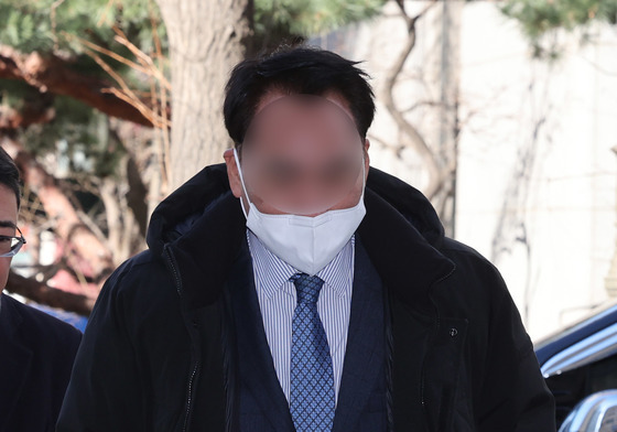 '김병기 공천헌금 의혹' 前 동작구의원 경찰 출석