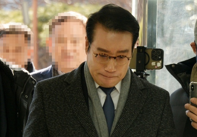 경찰, 최경식 남원시장 소환…'승진 인사 의혹' 관련