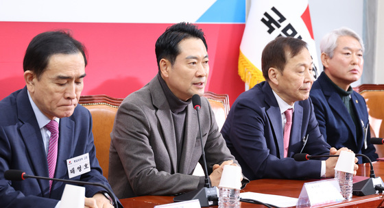 장동혁, 통일위원회 전체회의