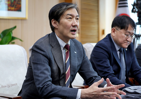 조국 "이혜훈 '가족 부풀리기' 청약 의혹 심각…결자해지해야"