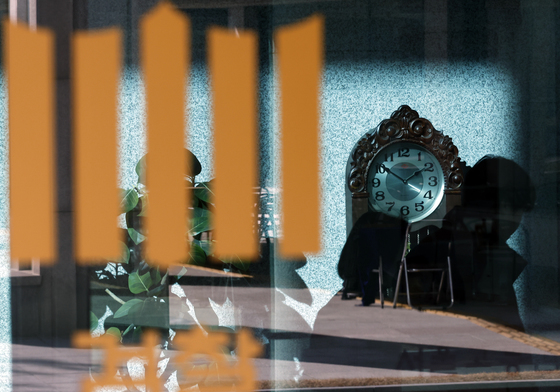 [단독]"신천지 2인자, 판검사·정치인 로비 명목 21억원 거둬"…합수본 수사