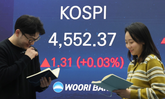 코스피, 닷새째 사상 최고치 마감…'78만닉스' 찍었다[시황종합]