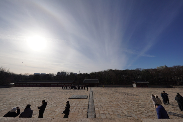 서울시, 종묘 경관 시뮬레이션 촬영 촉구…유산청에 공동 검증 요구