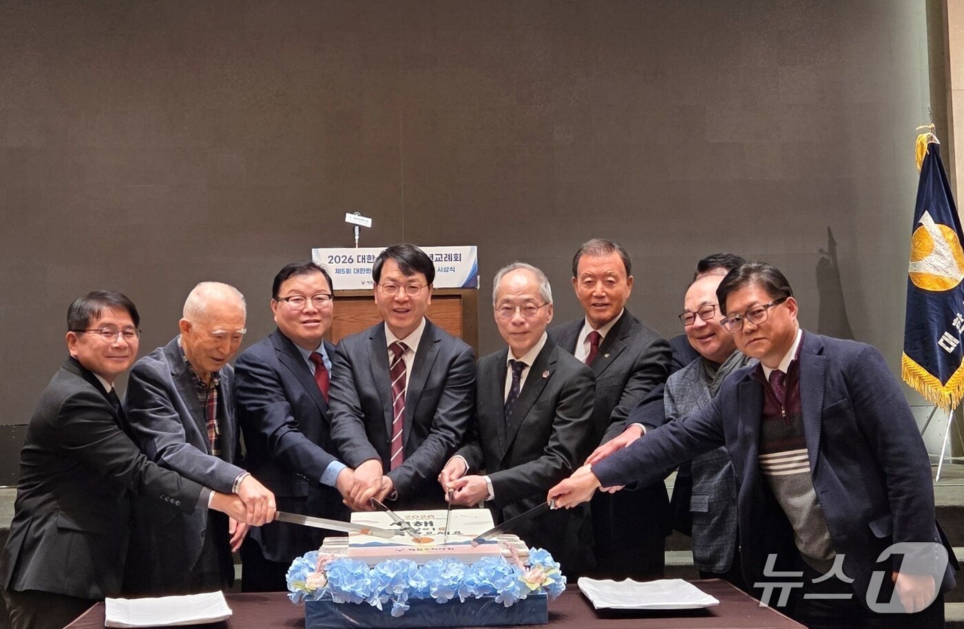 본문 이미지 - 대한수의사회는 8일 서울 엘타워에서 '2026 신년교례회'를 개최했다. ⓒ 뉴스1