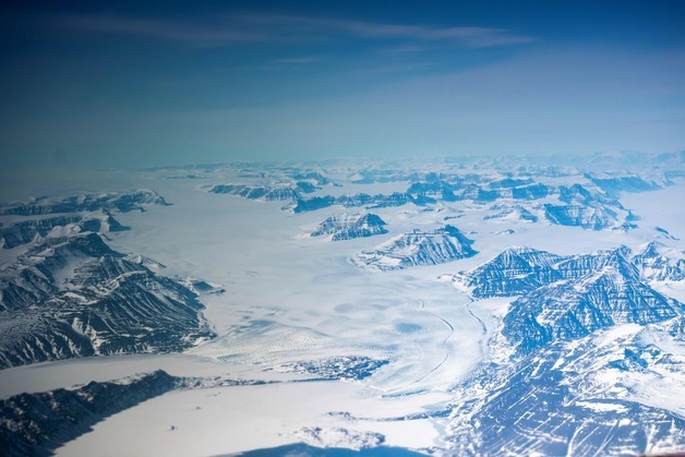 덴마크, 트럼프 그린란드 공격시 즉시 반격…"선발포 후보고"
