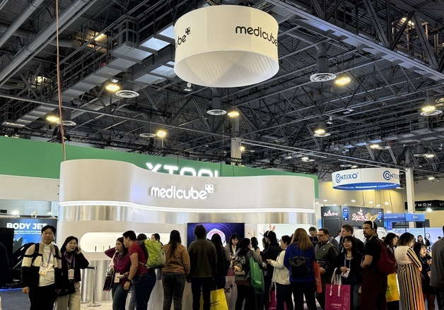 [르포]"OMG! 메디큐브 꼭 살 거예요"…CES서 참관객 홀린 K뷰티