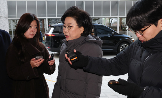 이혜훈, 70억 '로또 아파트' 당첨…기혼 장남 포함 '다자녀' 가점 의혹