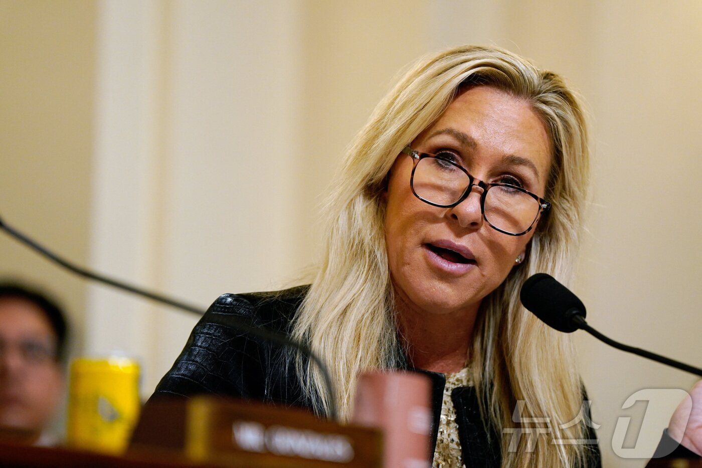 본문 이미지 - 마저리 테일러 그린(공화·조지아) 하원의원이 지난해 12월 11일 워싱턴 연방 의사당에서 국토안보 관련 행사에 참석해 발언하고 있다. 2025.12.11 ⓒ 로이터=뉴스1 ⓒ News1 강민경 기자