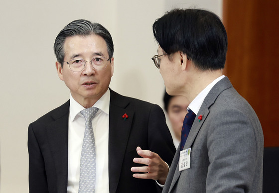 청와대 "10대 그룹과 직접 소통하며 긴밀한 협력 체계 강화"