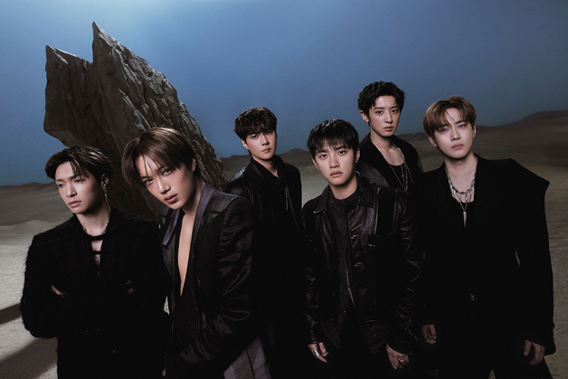 엑소, 얼굴은 그대로·내공은 2배…돌아온 오빠들에 팬덤 확장 [N초점]