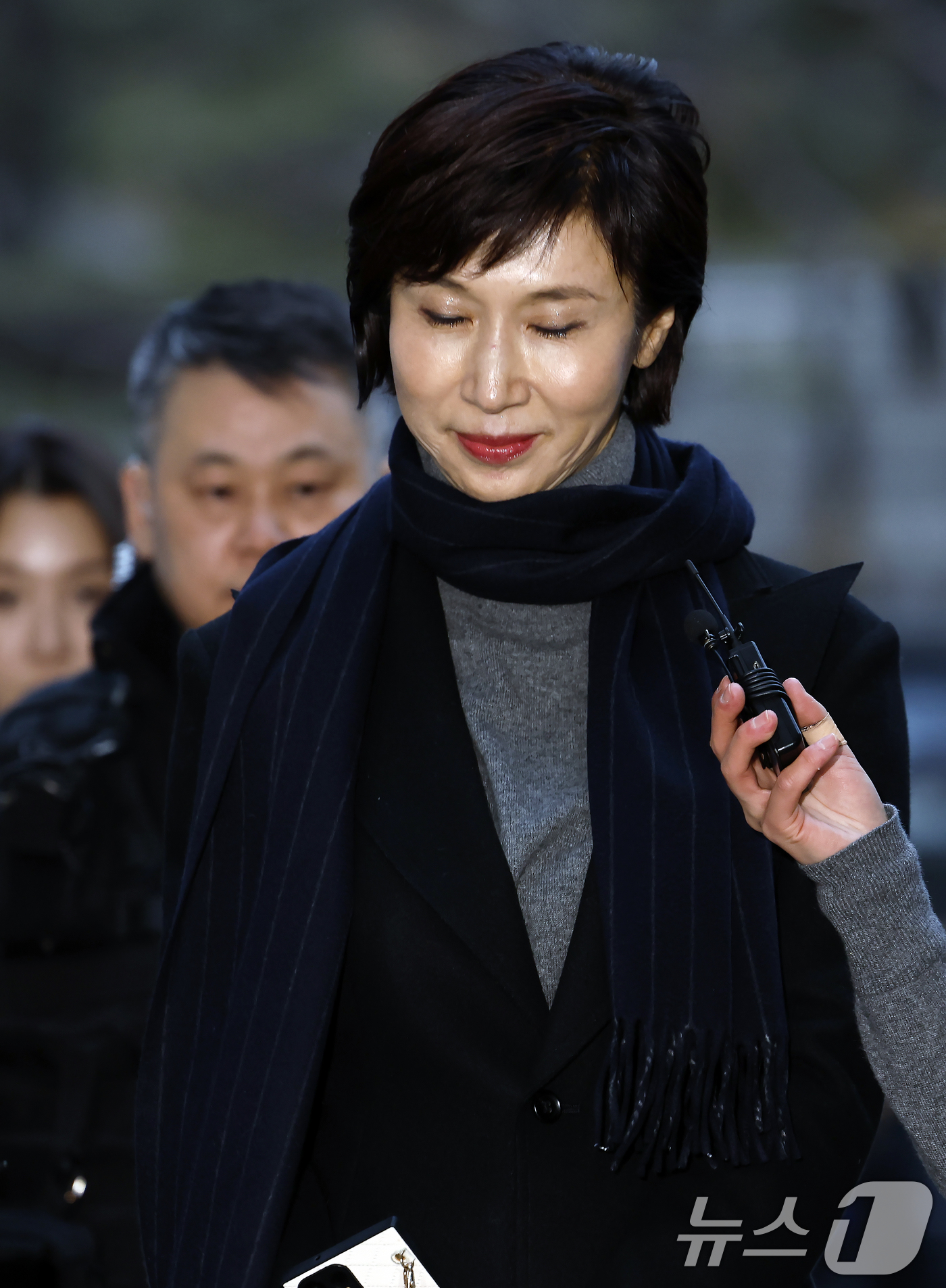 (서울=뉴스1) 박정호 기자 = 노소영 아트센터 나비 관장이 9일 오후 서울시 서초구 서초동 서울고등법원에서 열린 재산분할 소송 파기환송심 첫 변론기일에 참석하고 있다. 2026. …