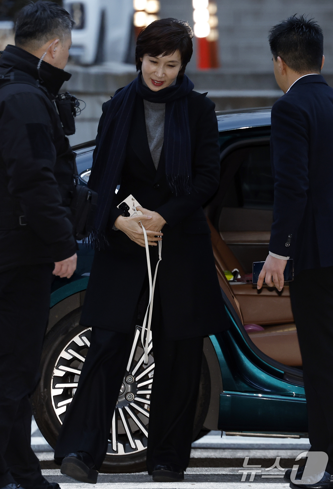 (서울=뉴스1) 박정호 기자 = 노소영 아트센터 나비 관장이 9일 오후 서울시 서초구 서초동 서울고등법원에서 열린 재산분할 소송 파기환송심 첫 변론기일에 참석하고 있다. 2026. …