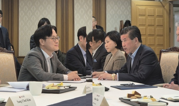 김정관 "외투기업, 차별받는 일 없을 것…적극 투자해 달라"(종합)