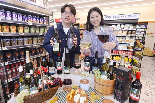 이마트24, 자체 와인 '꼬모' 3종 추가…라인업 11종으로 확대