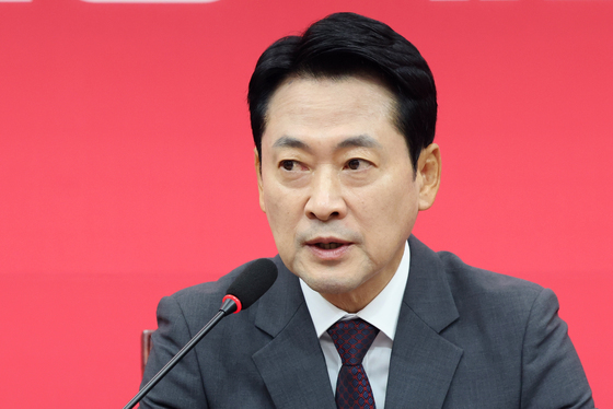 野, 국군의날 행사 불참…"李, 北지뢰 책임 안 물으면 대북송금 자백"(종합)