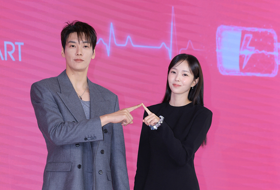 '나를 충전해줘' 감독 "전기 능력 가진 로코 여주, 설정 흥미로워" [N현장]