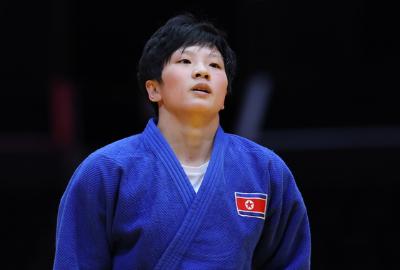 일본 유도 제압한 북한 김현아
