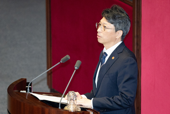 홍지선 "토허제 기간 연장·지역 확대 여부, 시장 상황 살펴 검토"