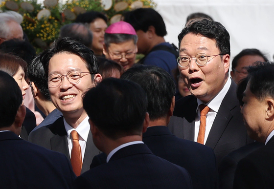 진우스님 취임법회 참석한 이기인·천하람