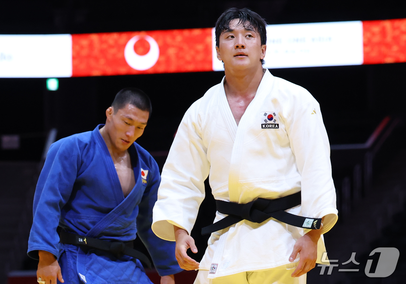 (나고야=뉴스1) 김민지 기자 = 대한민국 이준환이 1일 일본 아이치 인터내셔널 아레나에서 열린 2026 아이치·나고야 아시안게임 남자 81kg급 준결승에서 일본 후지와라 소타로에 …