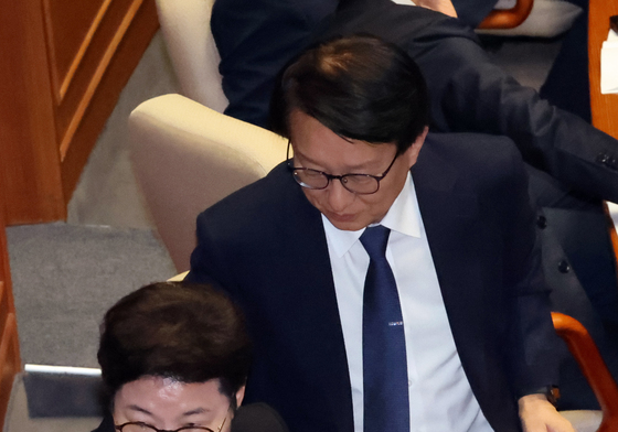 함께 이동하는 與野 정책위의장