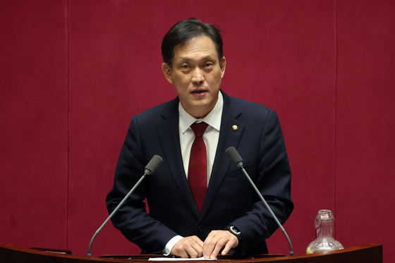 김태규, '전두환 내란 아니야' 사과…"오해 유감, 표현 신중 기하겠다"