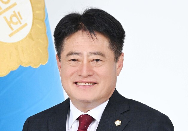 황윤대 울주군의원 "경로당 부식비 지원을"…군 '적극 검토'