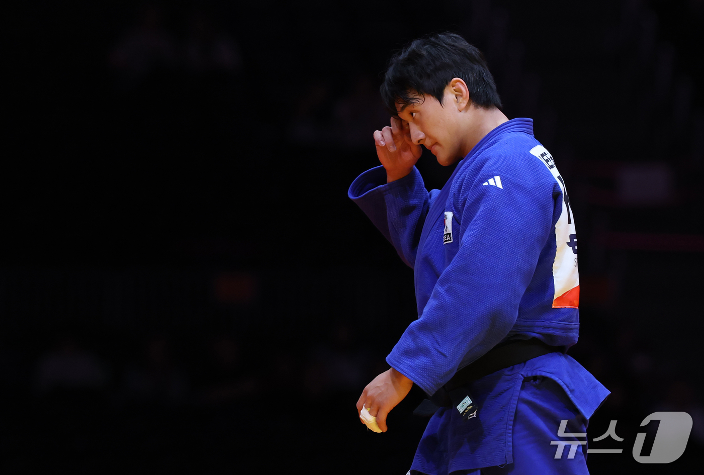 (나고야=뉴스1) 김민지 기자 = 대한민국 이준환이 1일 일본 아이치 인터내셔널 아레나에서 열린 2026아이치·나고야 아시안게임 남자 81kg급 동메달 결정전에서 이란 엘리아스 파 …