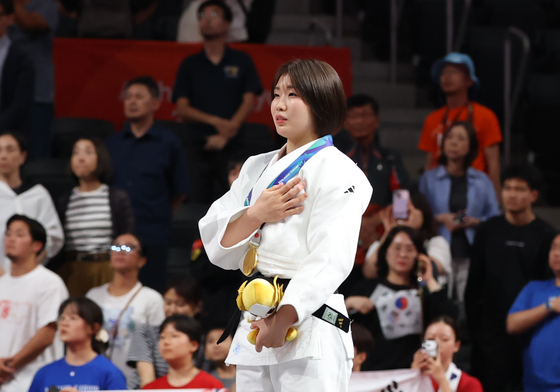 '애국가 외운' 허미미, 유도 종주국에서 금메달