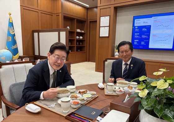 이재명 대통령, 정청래 전 대표와 만찬 회동