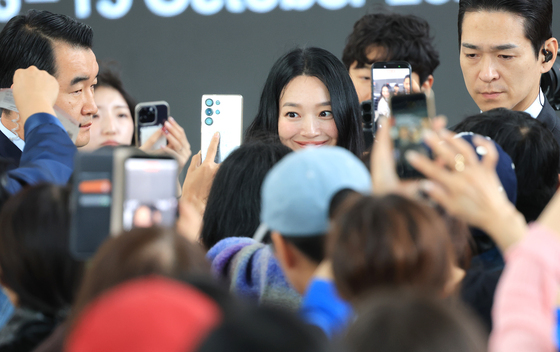 신민아, 사랑스러운 황후
