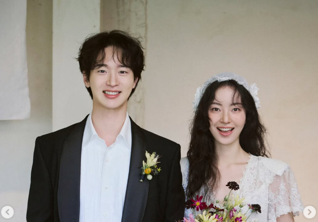 '결혼' 장동윤♥김승윤, 웨딩화보 공개…"나의 사랑, 나의 뮤즈" [N샷]