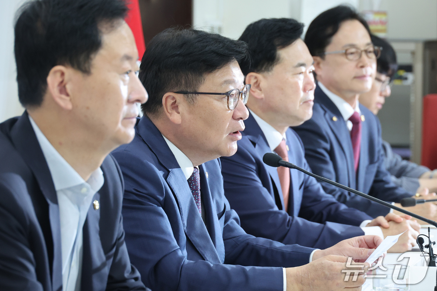 (서울=뉴스1) 신웅수 기자 = 정점식 국민의힘 원내대표가 11일 서울 여의도 국회에서 열린 국정감사 현안 관련 기자간담회에서 발언하고 있다. 2026.10.11/뉴스1
